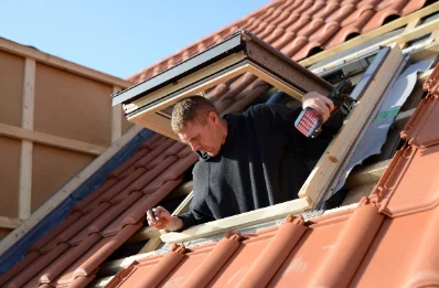 Pose de fenêtres de toit Velux à Rochebrune